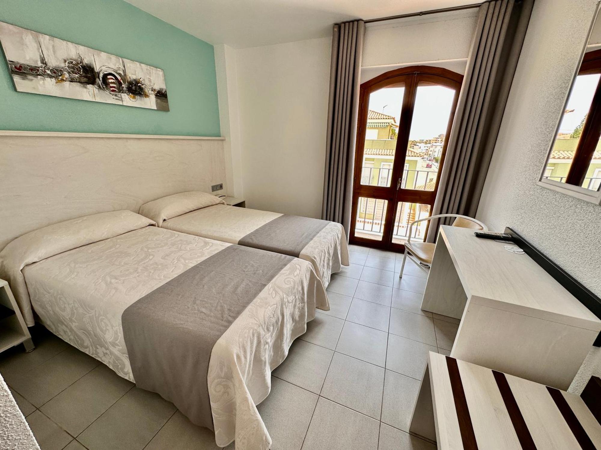 El Paraiso Hotel Calabardina